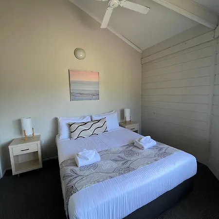 Shelly Beach Holiday Park Entrance Exterior photo