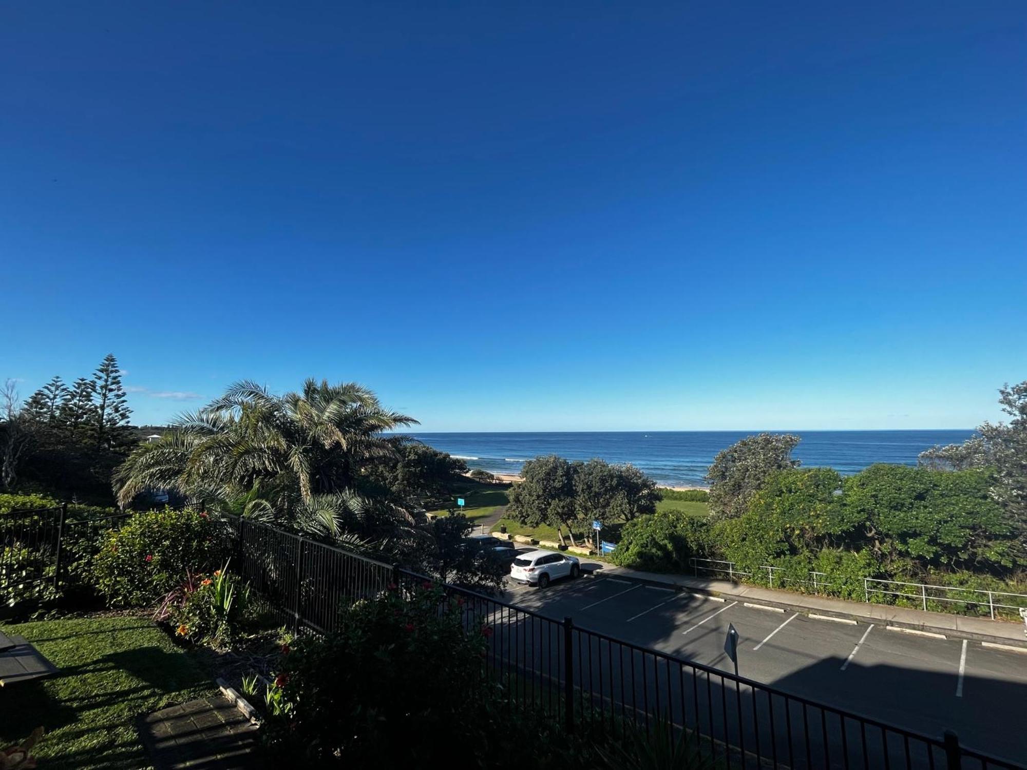 Shelly Holiday park 3*